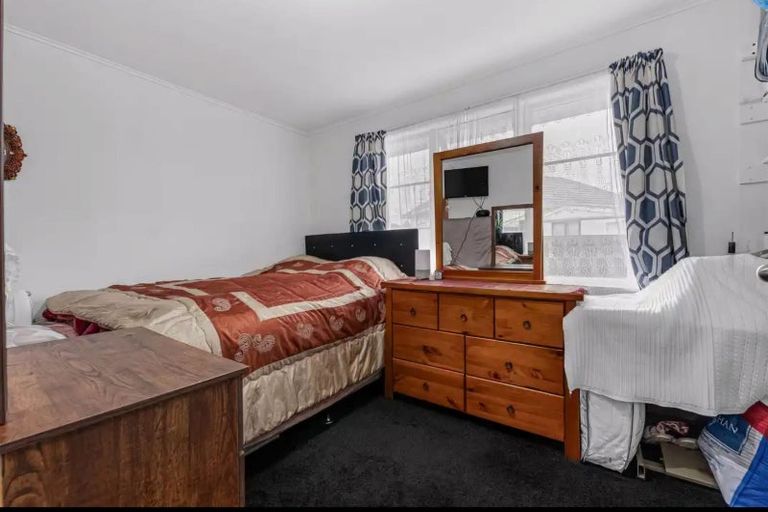 Photo of property in 11a Ellen Street, Manurewa East, Auckland, 2102