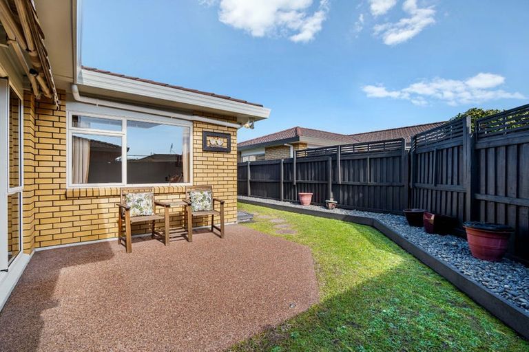 Photo of property in 38 Edward Avenue, Orewa, 0931