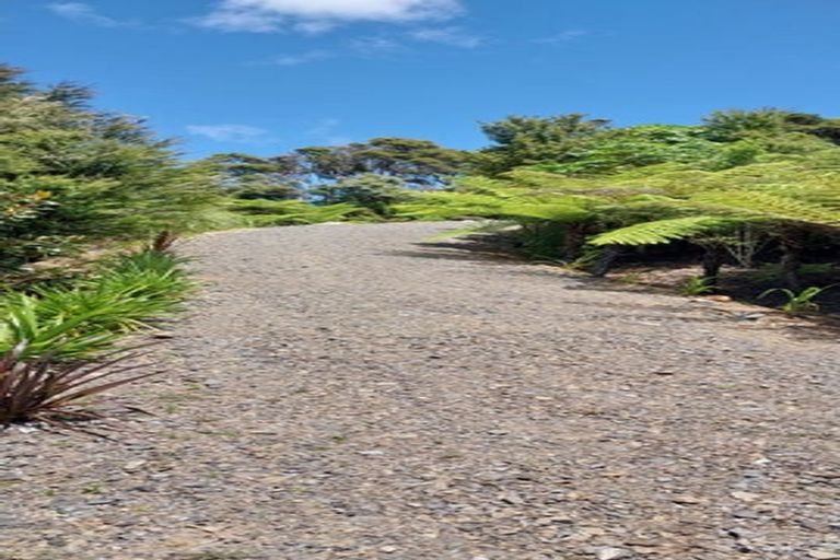 Photo of property in 525a Tuateawa Road, Tuateawa, Coromandel, 3583