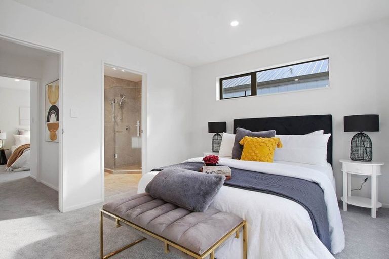 Photo of property in 16 Ranch Terrace, Wanaka, 9382