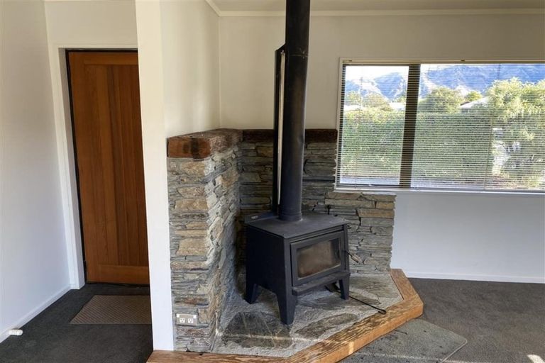 Photo of property in 6 Achilles Place, Wanaka, 9305