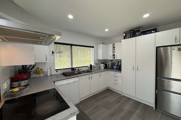 Photo of property in 9 Iona Place, Papakowhai, Porirua, 5024