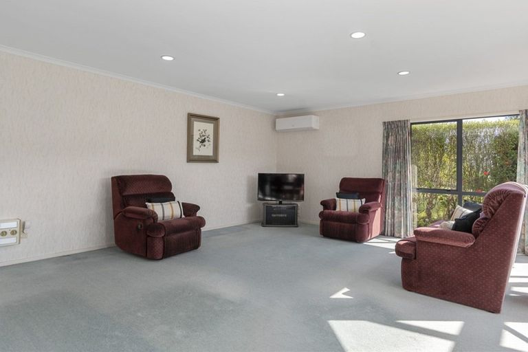 Photo of property in 8 Lynwood Place, Brookfield, Tauranga, 3110