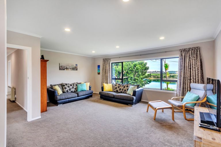 Photo of property in 332 Hingaia Road, Karaka, Papakura, 2580