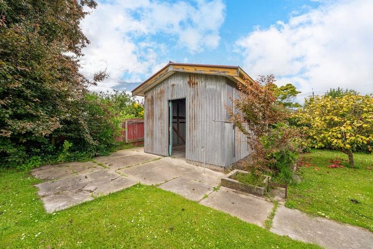 Photo of property in 16 Teviot Street, Oamaru North, Oamaru, 9400