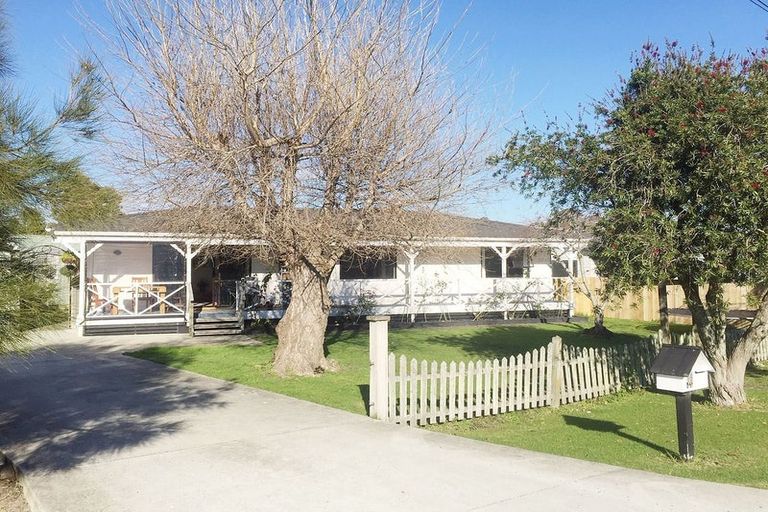 Photo of property in 19 Fourth View Avenue, Beachlands, Auckland, 2018