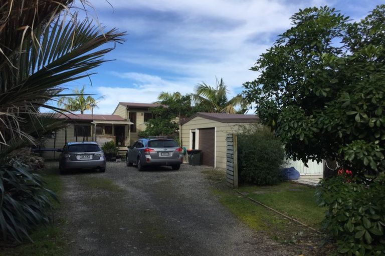 Photo of property in 32 Koutunui Road, Athenree, Katikati, 3177