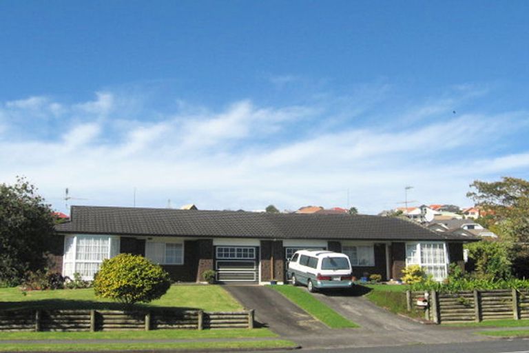 Photo of property in 2/44 Aberfeldy Avenue, Highland Park, Auckland, 2010