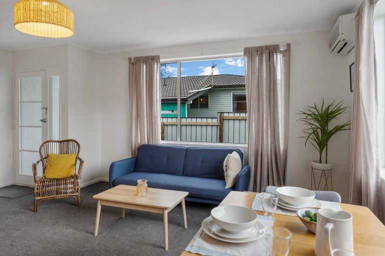 Photo of property in 256b Wellington Road, Wainuiomata, Lower Hutt, 5014