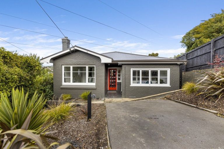 Photo of property in 39 Forfar Street, Clyde Hill, Dunedin, 9011