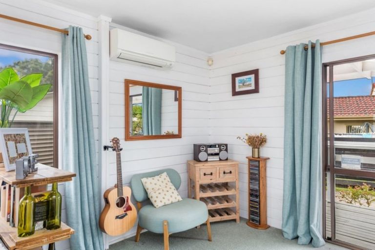 Photo of property in 8 Cromwell Drive, Fitzroy, Hamilton, 3206