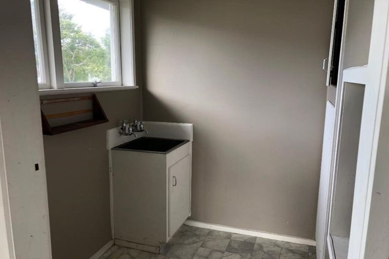 Photo of property in 10 Hetherington Road, Ranui, Auckland, 0612