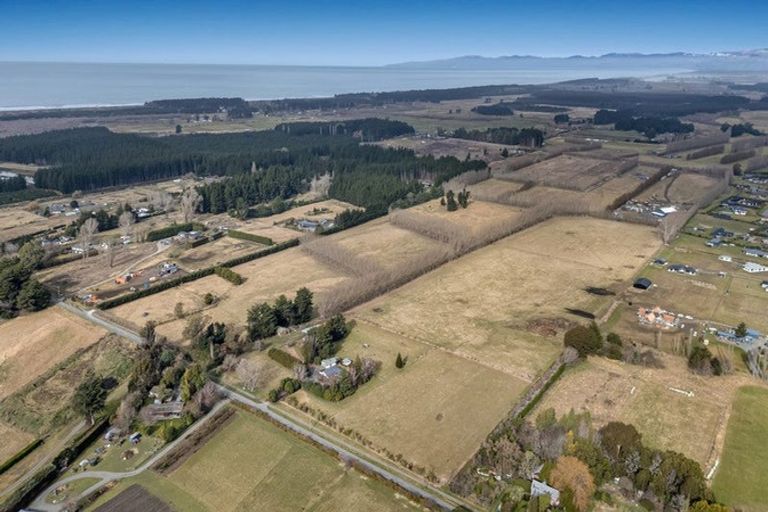 Photo of property in 145 Gladstone Road, Woodend, 7610