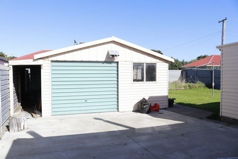 Photo of property in 93 Swiss Avenue, Gonville, Whanganui, 4501