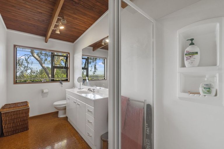 Photo of property in 60 Selman Road, Dairy Flat, Albany, 0794