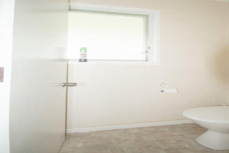 Photo of property in 6 Spicer Place, Tawa, Wellington, 5028