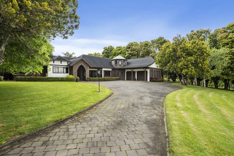 Photo of property in 11 Gracechurch Drive, Flat Bush, Auckland, 2016