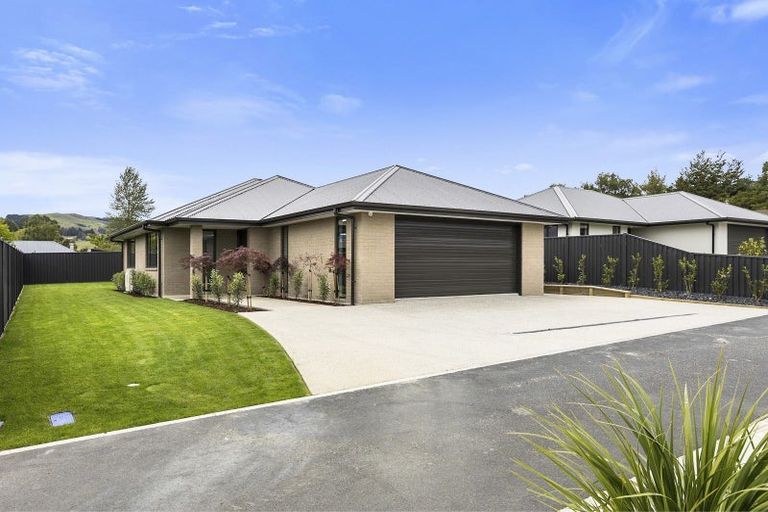 Photo of property in 10 Magnolia Lane, Mosgiel, 9024