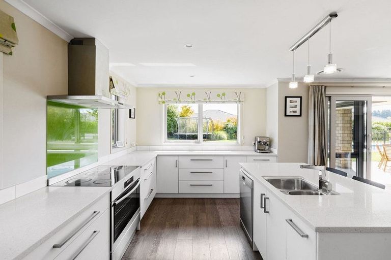 Photo of property in 33 Riverside Lane, Karapiro, Cambridge, 3494