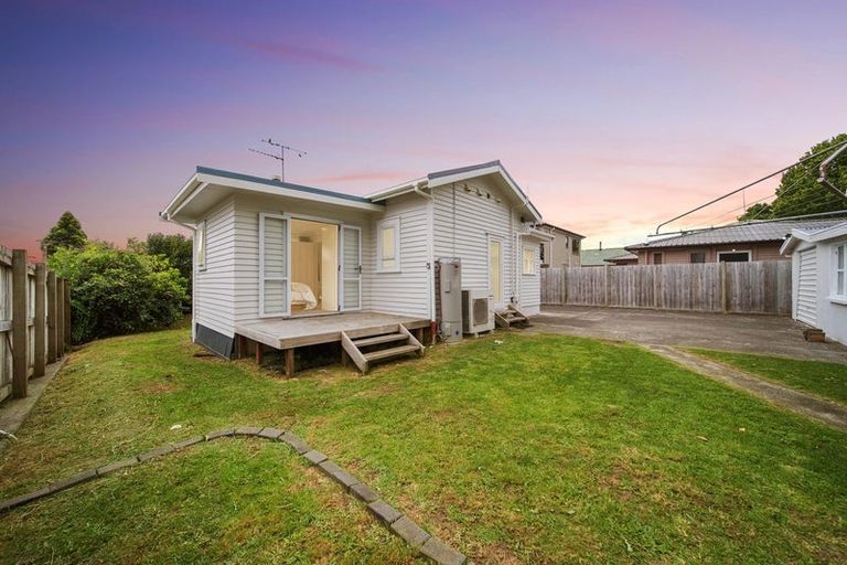 Photo of property in 7 Patience Way, Massey, Auckland, 0614
