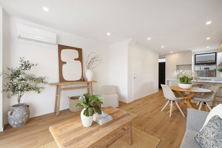 Photo of property in 3/2 Courtenay Street, St Albans, Christchurch, 8014