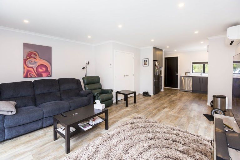 Photo of property in 42 Dahl Drive, Wallaceville, Upper Hutt, 5018