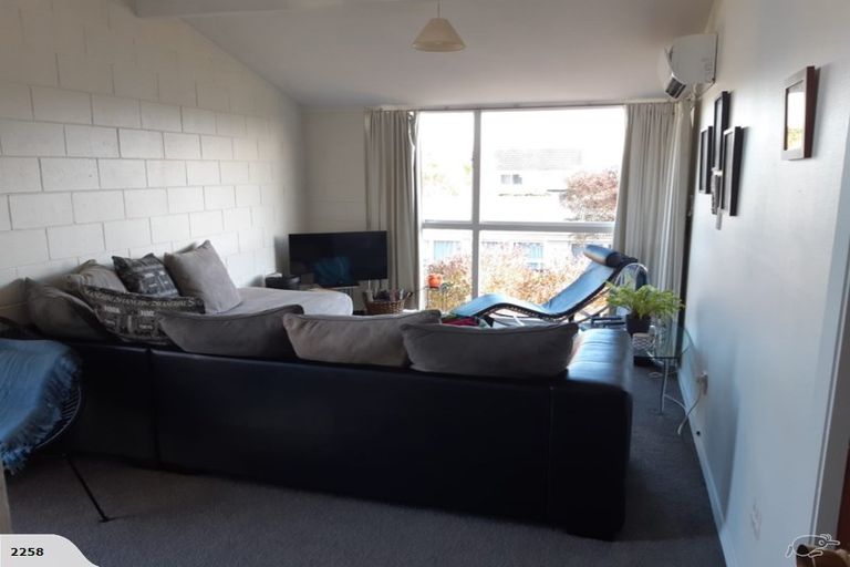 Photo of property in 1/118 Office Road, Merivale, Christchurch, 8014