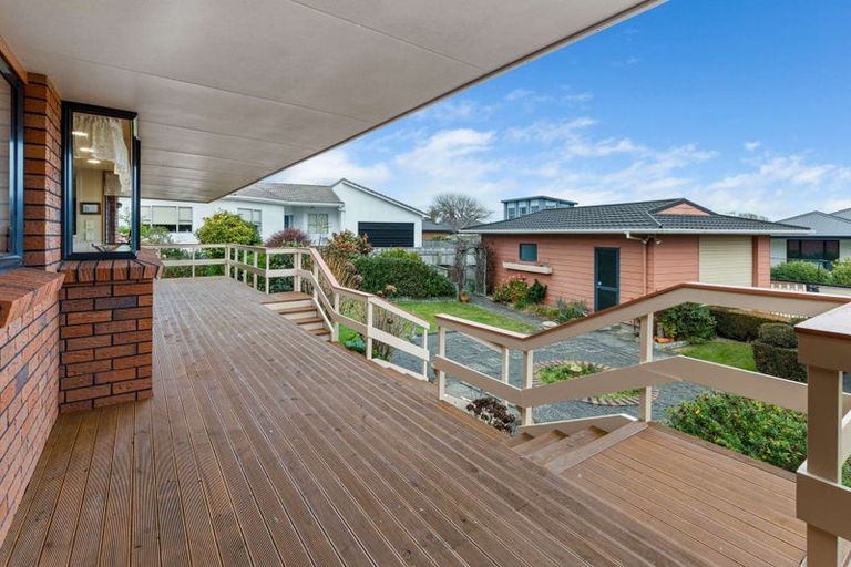 Photo of property in 5 Wanganui Road, Marton, 4710