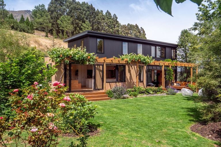 Photo of property in 66 Risinghurst Terrace, Lower Shotover, Queenstown, 9304