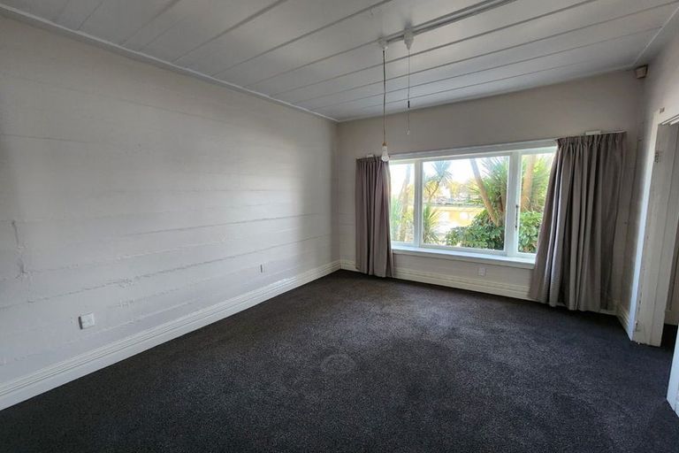 Photo of property in 53 Anzac Parade, Durie Hill, Whanganui, 4500