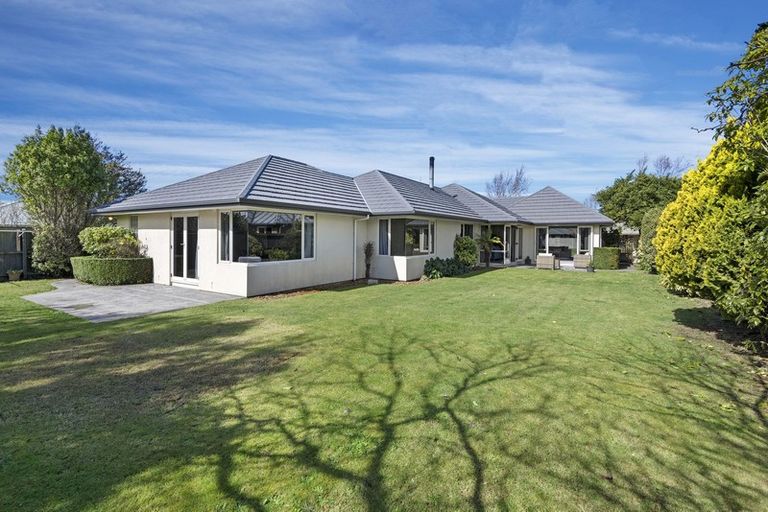 Photo of property in 14 Durrell Way, Rolleston, 7614