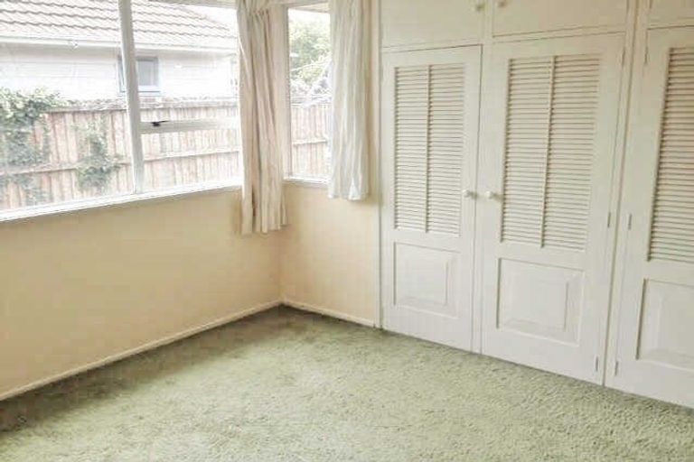 Photo of property in 77 Garreg Road, Bryndwr, Christchurch, 8052