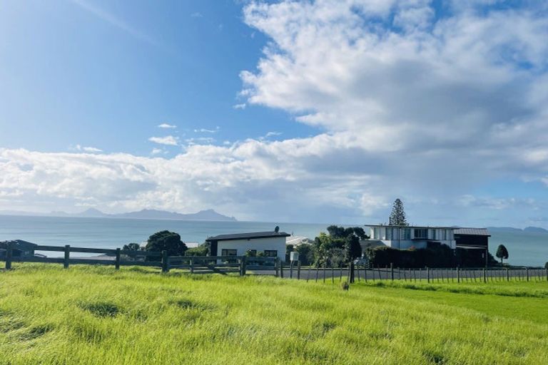 Photo of property in 13 Lang Road, Langs Beach, Waipu, 0582