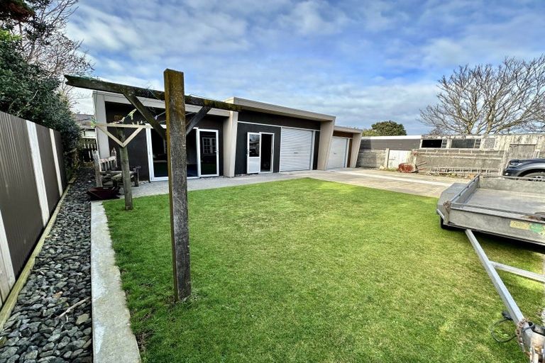 Photo of property in 59 Longfellow Road, Opunake, 4616