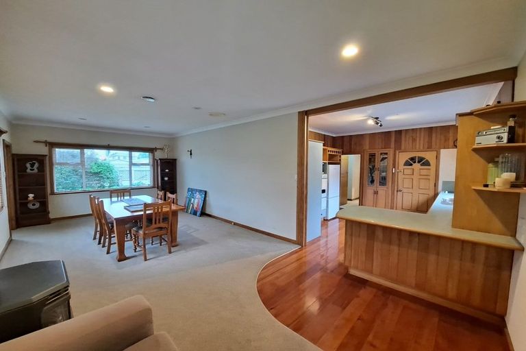 Photo of property in 13 Regent Street, Hawera, 4610