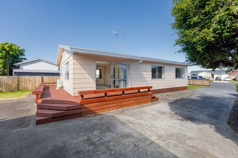 Photo of property in 14 Tahara Crescent, Mount Maunganui, 3116