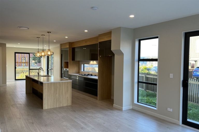 Photo of property in 27 Desalt Drive, Hobsonville, Auckland, 0616