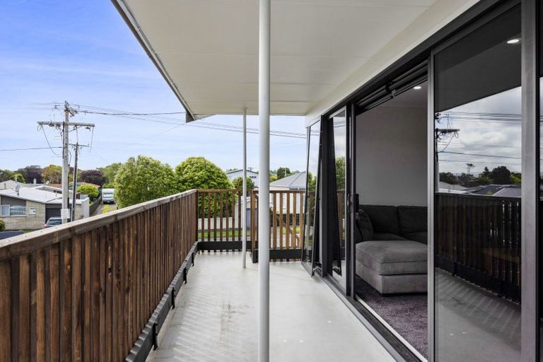 Photo of property in 35 Collins Street, Hawera, 4610