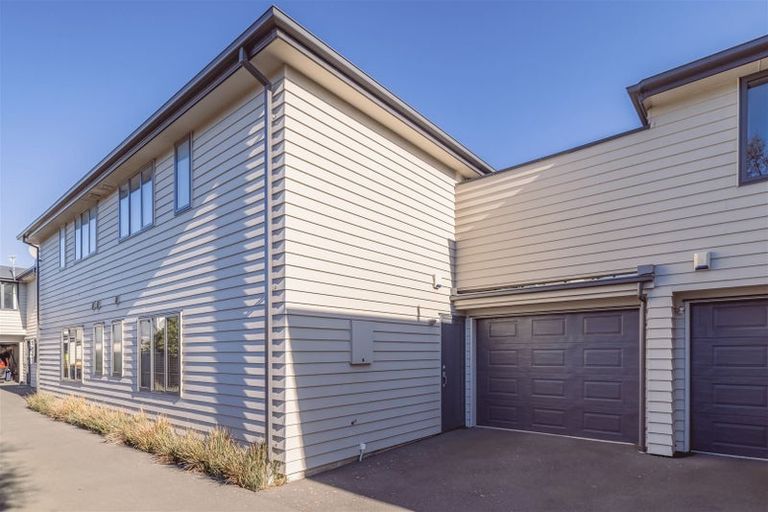 Photo of property in 2/72 Purchas Street, St Albans, Christchurch, 8014