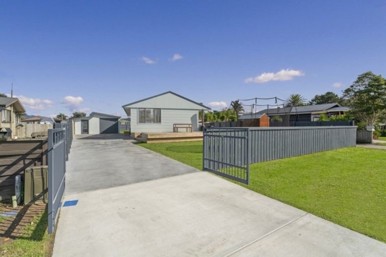 Photo of property in 124 Cook Drive, Whitianga, 3510