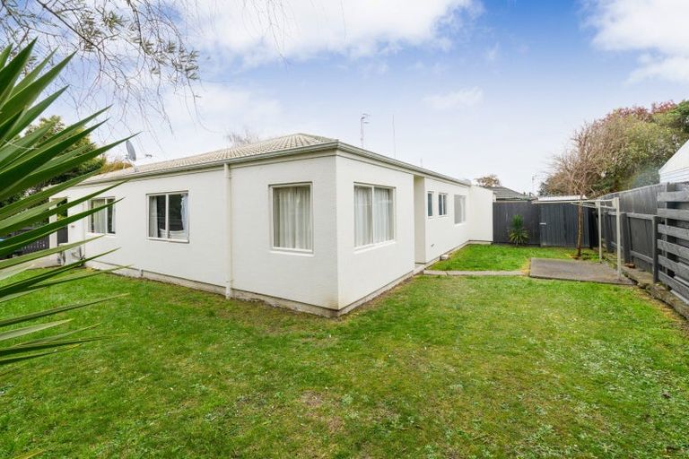 Photo of property in 5 Astrid Court, Awapuni, Palmerston North, 4412