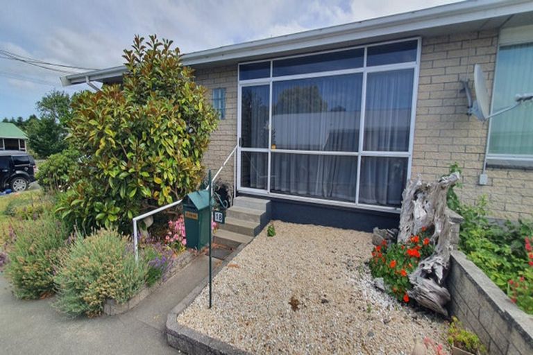 Photo of property in 18 Browns Avenue, Waimate, 7924