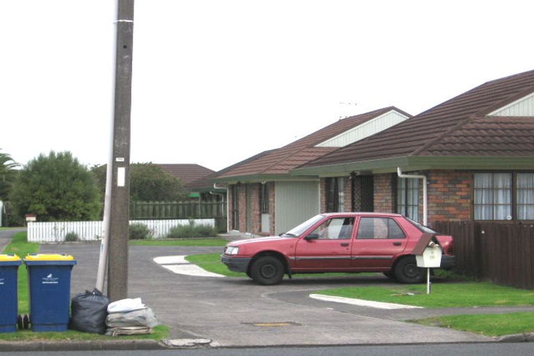 Photo of property in 1/20 Sturges Road, Henderson, Auckland, 0612
