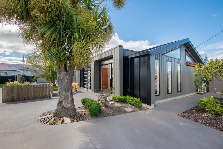 Photo of property in 3 Begg Street, South Dunedin, Dunedin, 9012