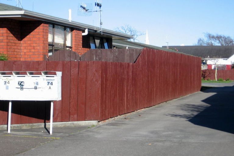 Photo of property in 74d Albert Street, Palmerston North, 4414