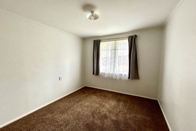 Photo of property in 82 Meadowbank Crescent, Fordlands, Rotorua, 3015