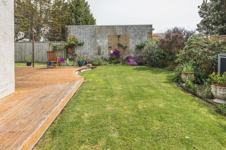 Photo of property in 56 Exeter Crescent, Springvale, Whanganui, 4501