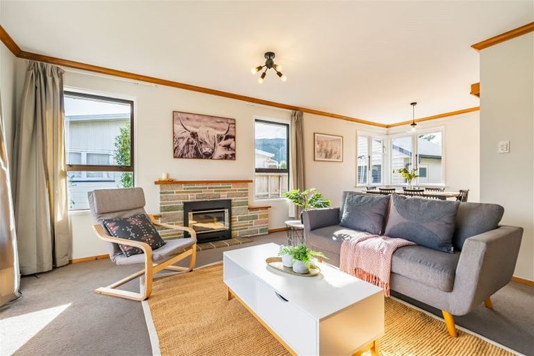 Photo of property in 48 Kiwi Street, Heretaunga, Upper Hutt, 5018