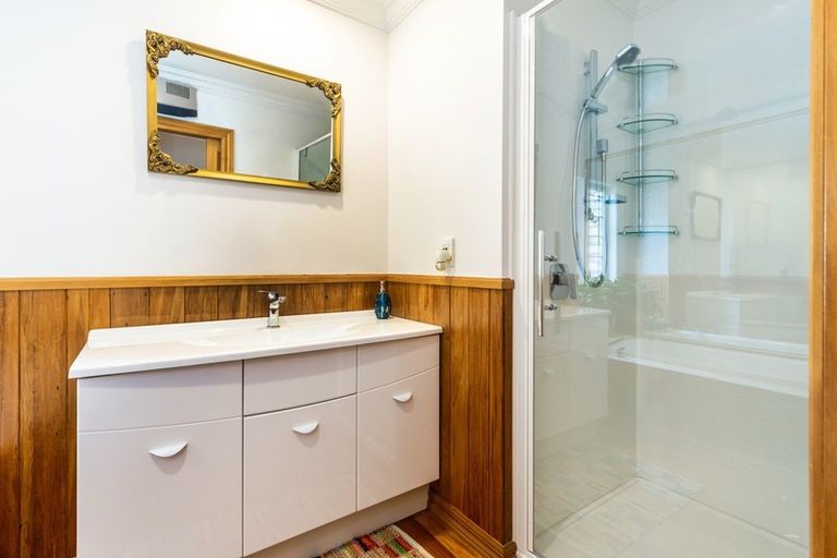 Photo of property in 70 Shepherd Road, Waipahihi, Taupo, 3330