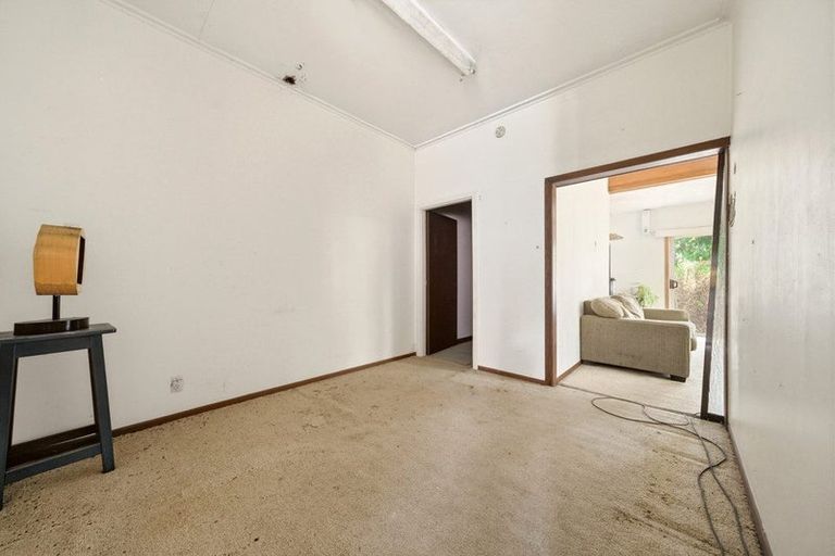 Photo of property in 2 Forbes Road, Favona, Auckland, 2024